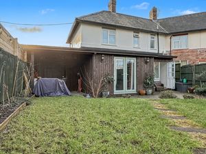 Photo 17- click for photo gallery